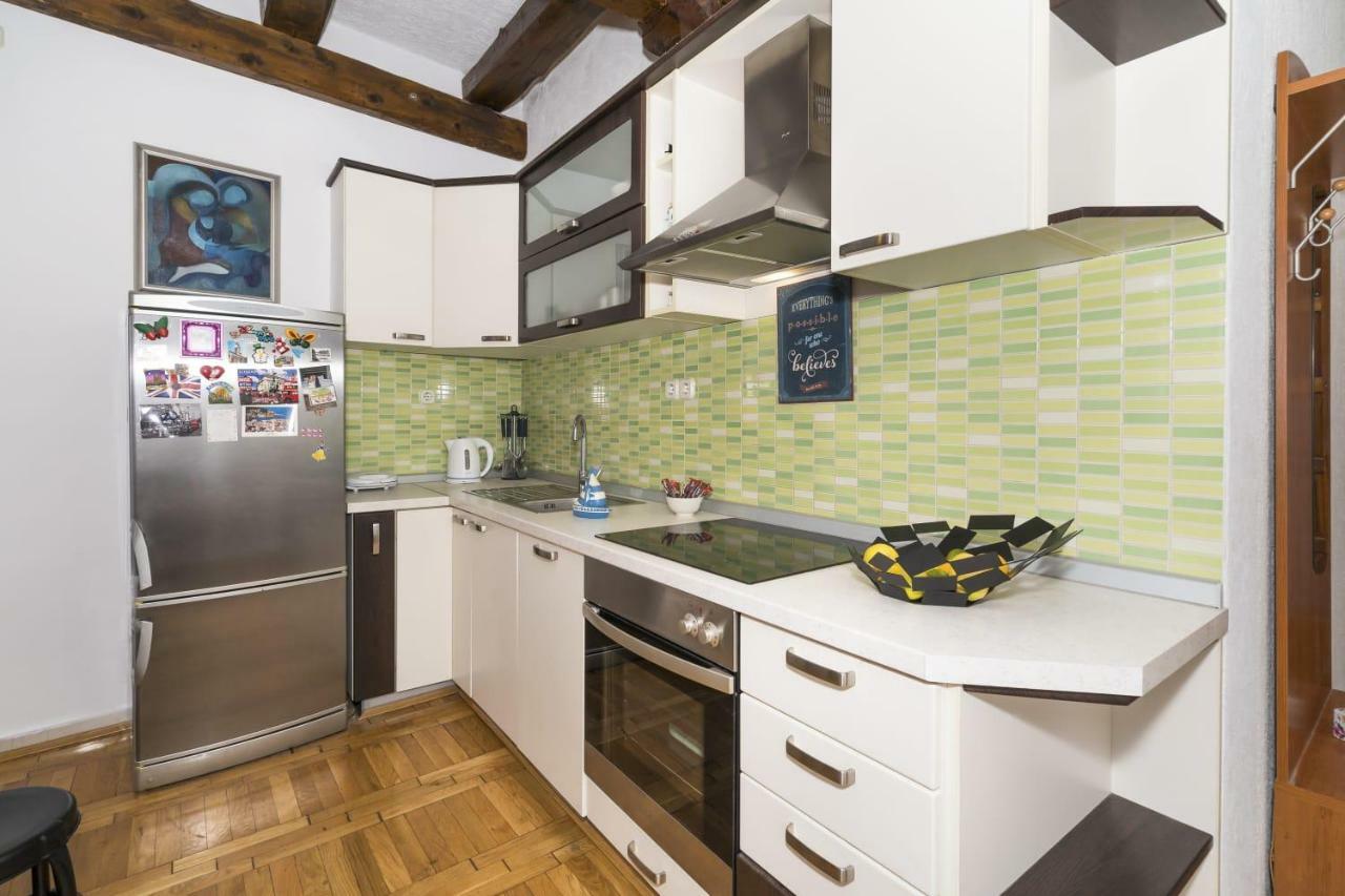 Little Place Near Sea Apartman Apartment เยเซนิเซ ภายนอก รูปภาพ