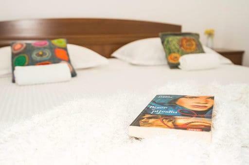 Little Place Near Sea Apartman Apartment เยเซนิเซ ภายนอก รูปภาพ