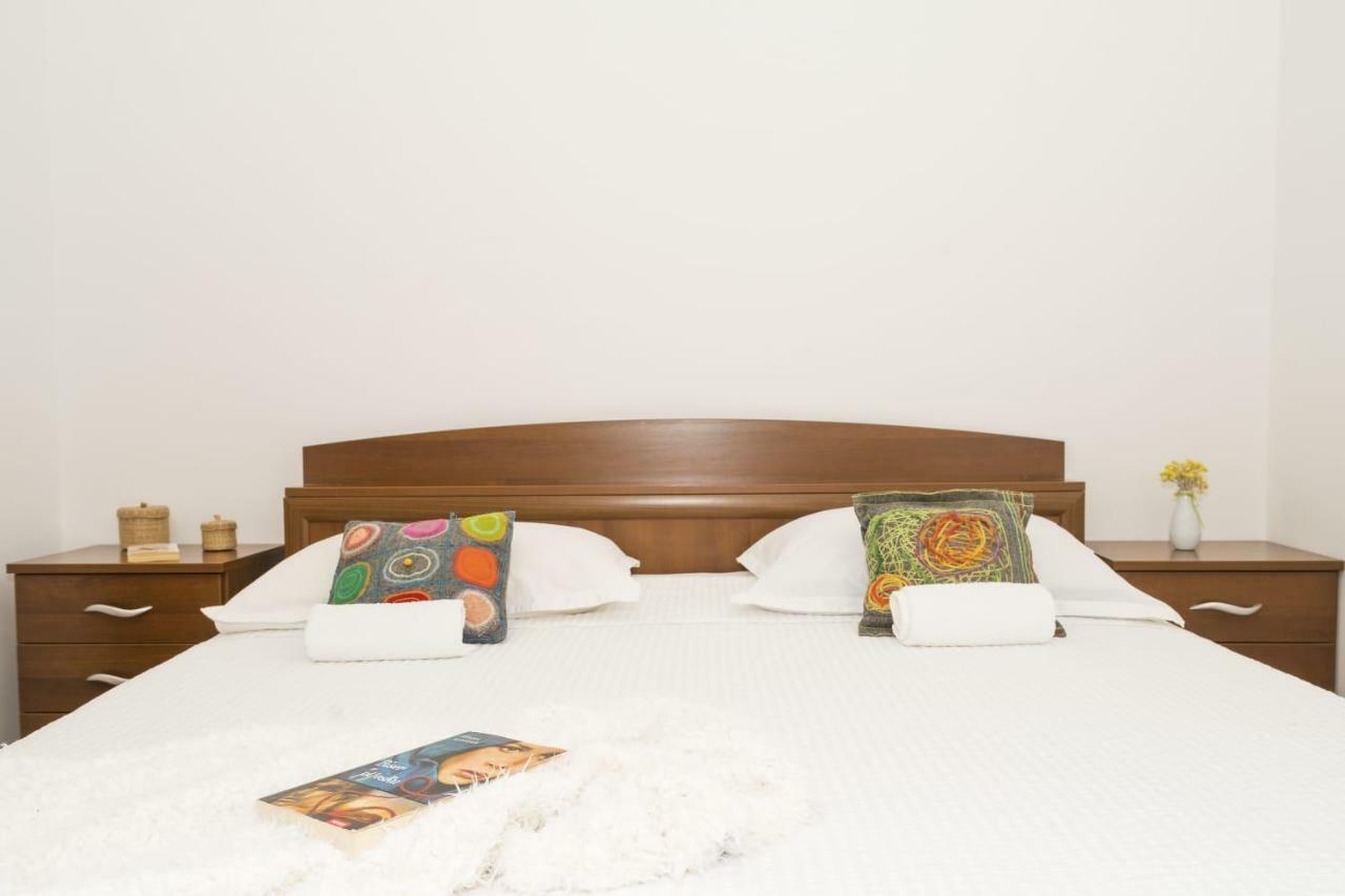 Little Place Near Sea Apartman Apartment เยเซนิเซ ภายนอก รูปภาพ