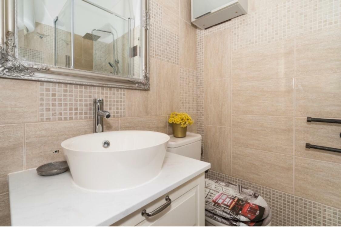 Little Place Near Sea Apartman Apartment เยเซนิเซ ภายนอก รูปภาพ